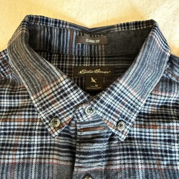 Eddie Bauer Plaid Flannel Shirt M Blue Classic Utility Farmcore Outdoor Rustic - Picture 3 of 12